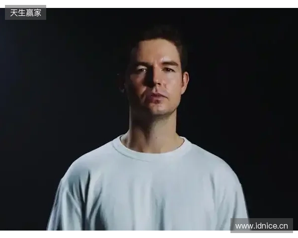 苗原谈中足联升降级附加赛：生死之战中甲球队不能用外援，挺离谱