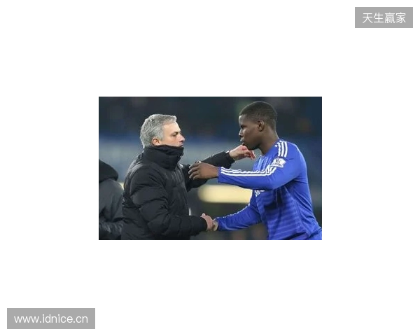 法媒:前切尔西中卫祖马与山东泰山达口头协议,将签约1+1年 法媒:前切尔西中卫祖马与山东泰山达口头协议,将签约1+1年