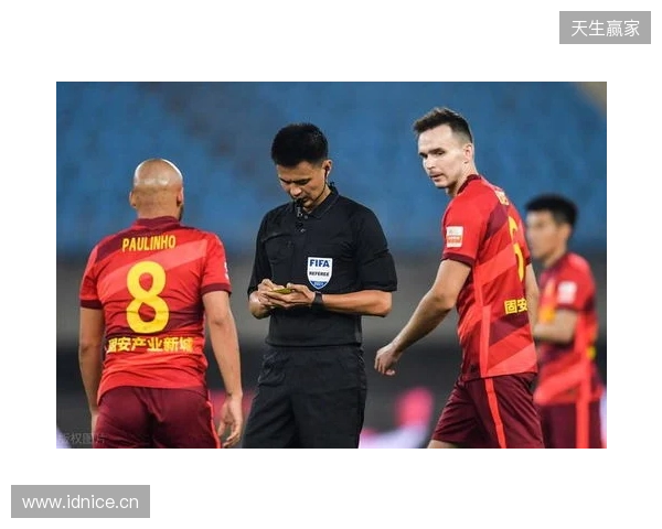 直播吧:上赛季中超“金哨”李海新基本确定执法超级杯海港vs国安 直播吧:上赛季中超“金哨”李海新基本确定执法超级杯海港vs国安