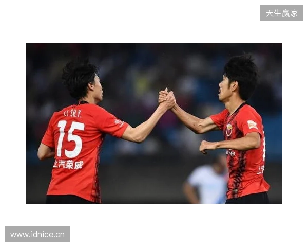 半场-玉昆暂3-0泰山 奥斯卡双响卡约闪击克雷桑中框+失误被断 半场-玉昆暂3-0泰山 奥斯卡双响卡约闪击克雷桑中框+失误被断